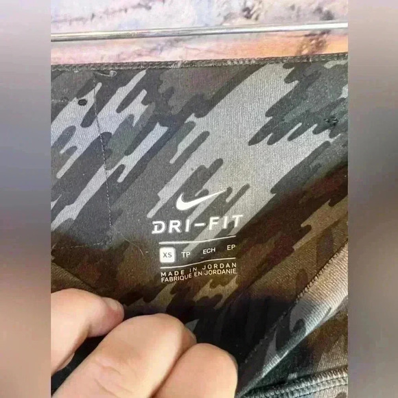 Nike camo dri-fit leggings - Picture 4 of 6